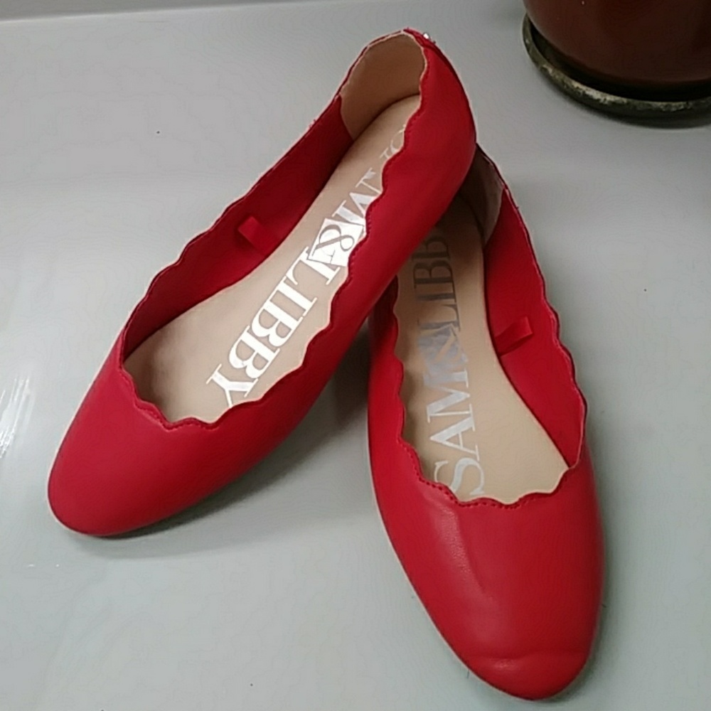 Red ballet flats